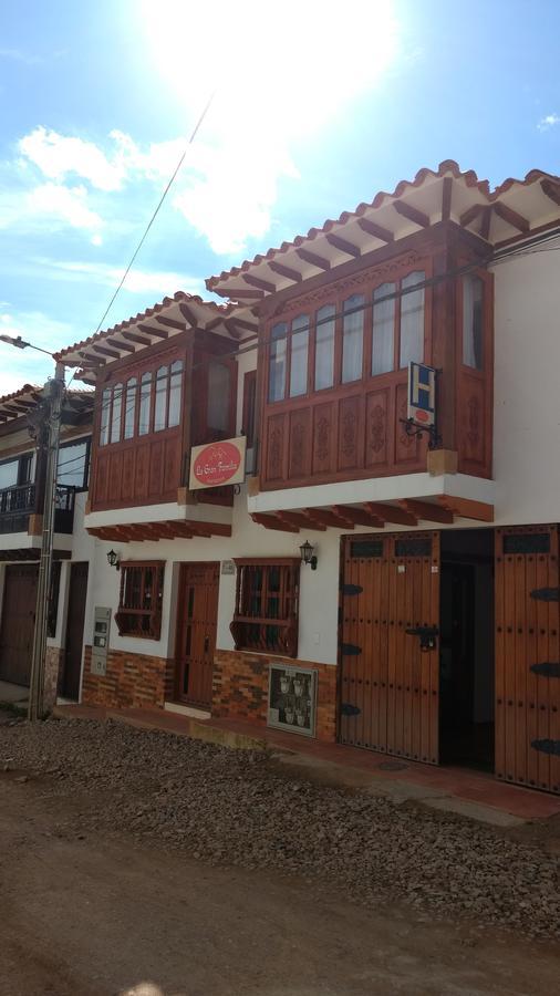 Apartahotel La Gran Familia Villa de Leyva Exterior photo